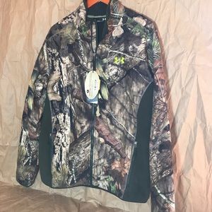 Large Under Armour Camo (Real Tree) Jacket